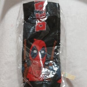 Deadpool Black and Red Graphic Socks - Men